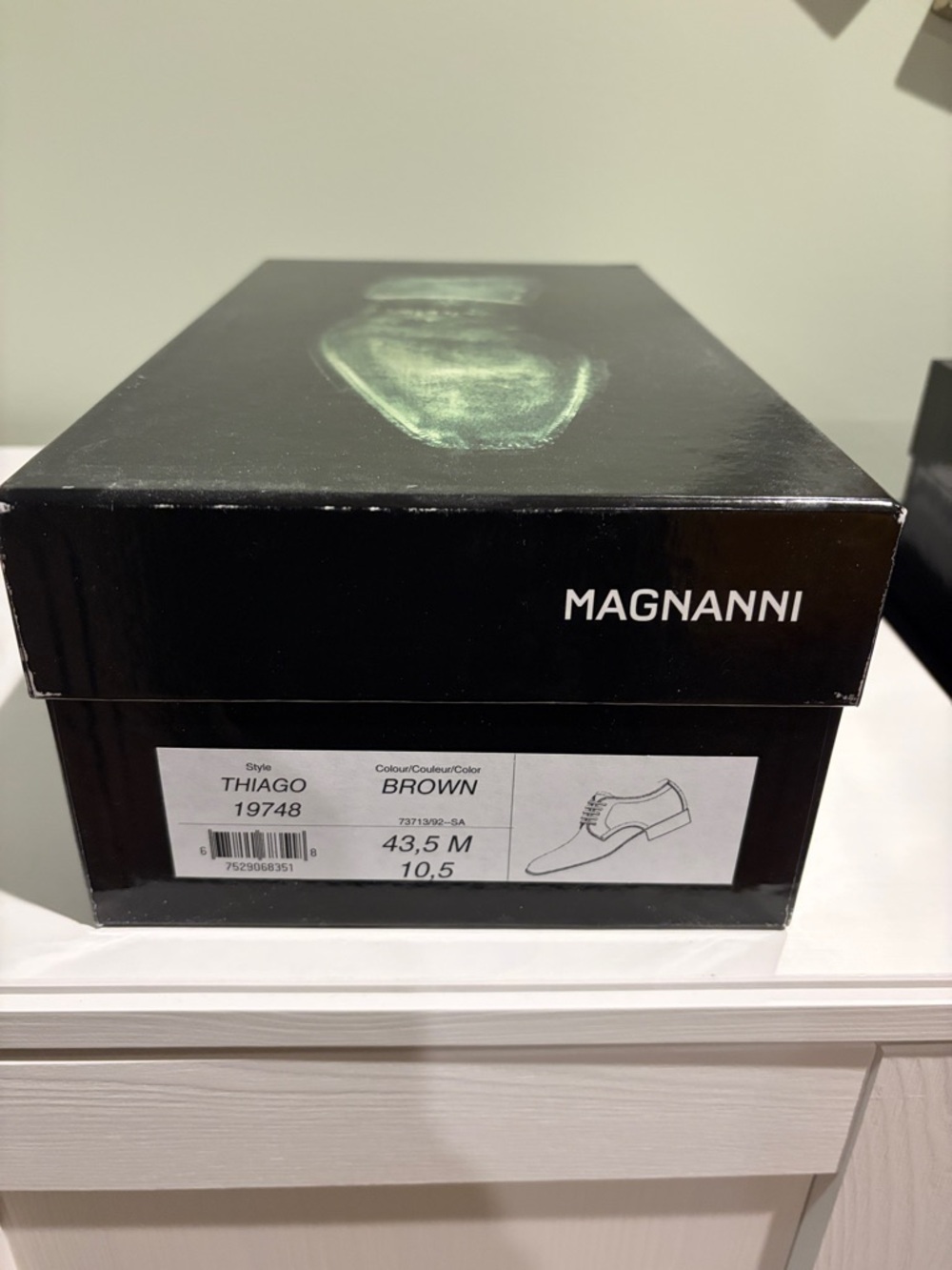 Magnanni Black and Brown Thiago Shoe Box